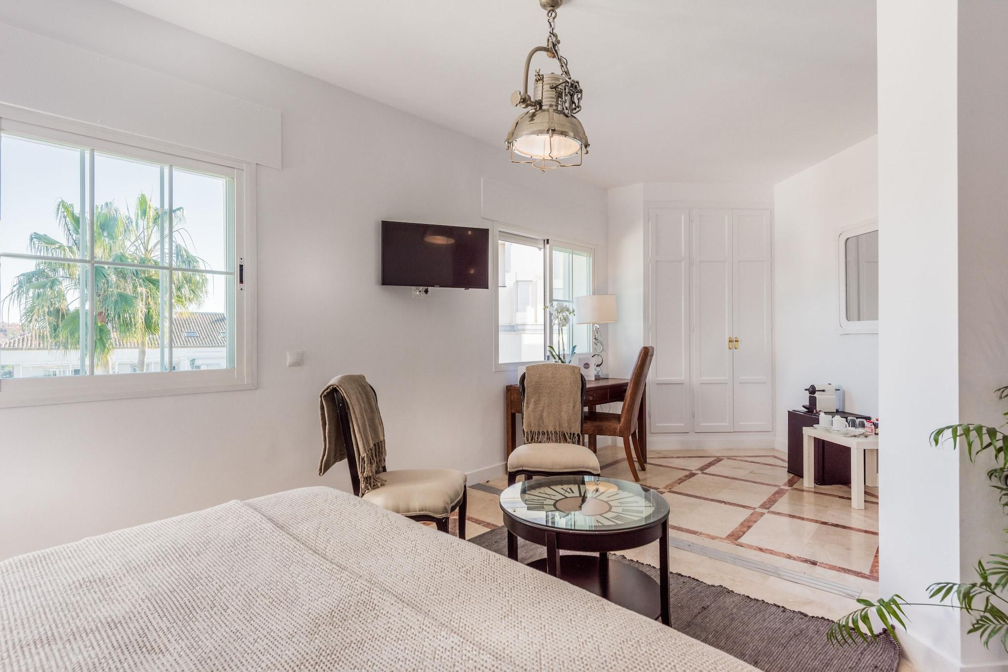 Molo 44 Suites Puerto Banus Марбеля Екстериор снимка