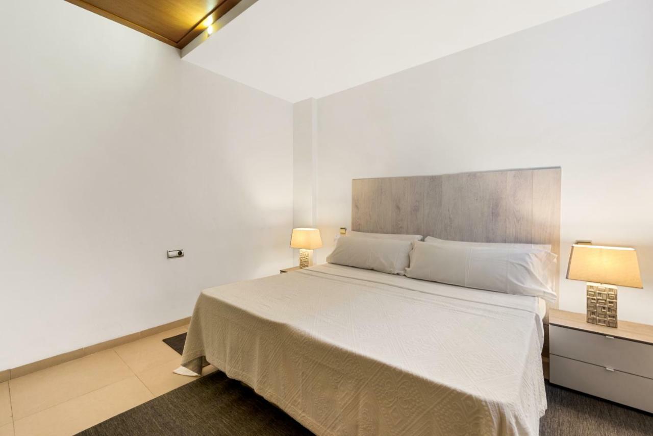 Molo 44 Suites Puerto Banus Марбеля Екстериор снимка