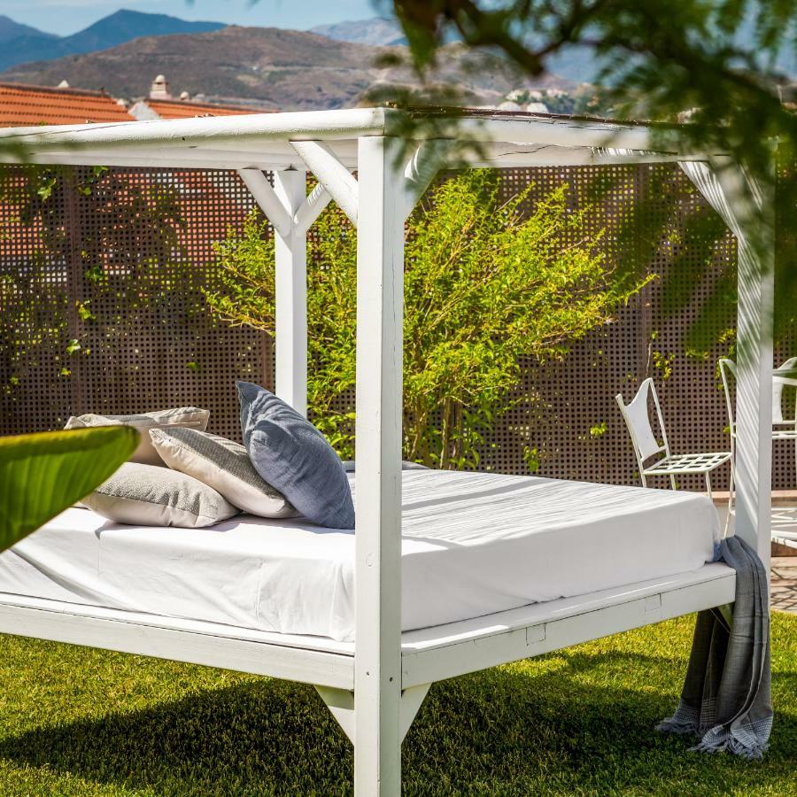 Molo 44 Suites Puerto Banus Марбеля Екстериор снимка